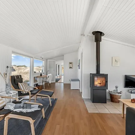 Prázdninový dům Hristina - 200m From The Sea By Interhome